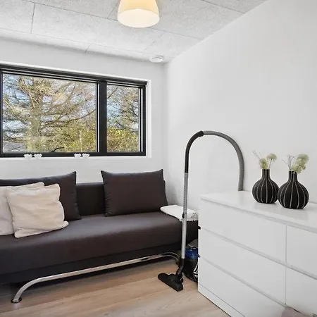 Stunning In With Wifi And 4 Bedrooms 펜션